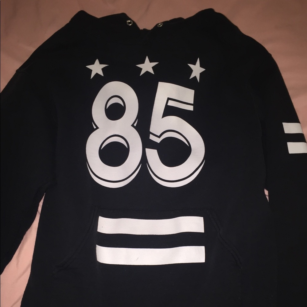 Men’s sweater
